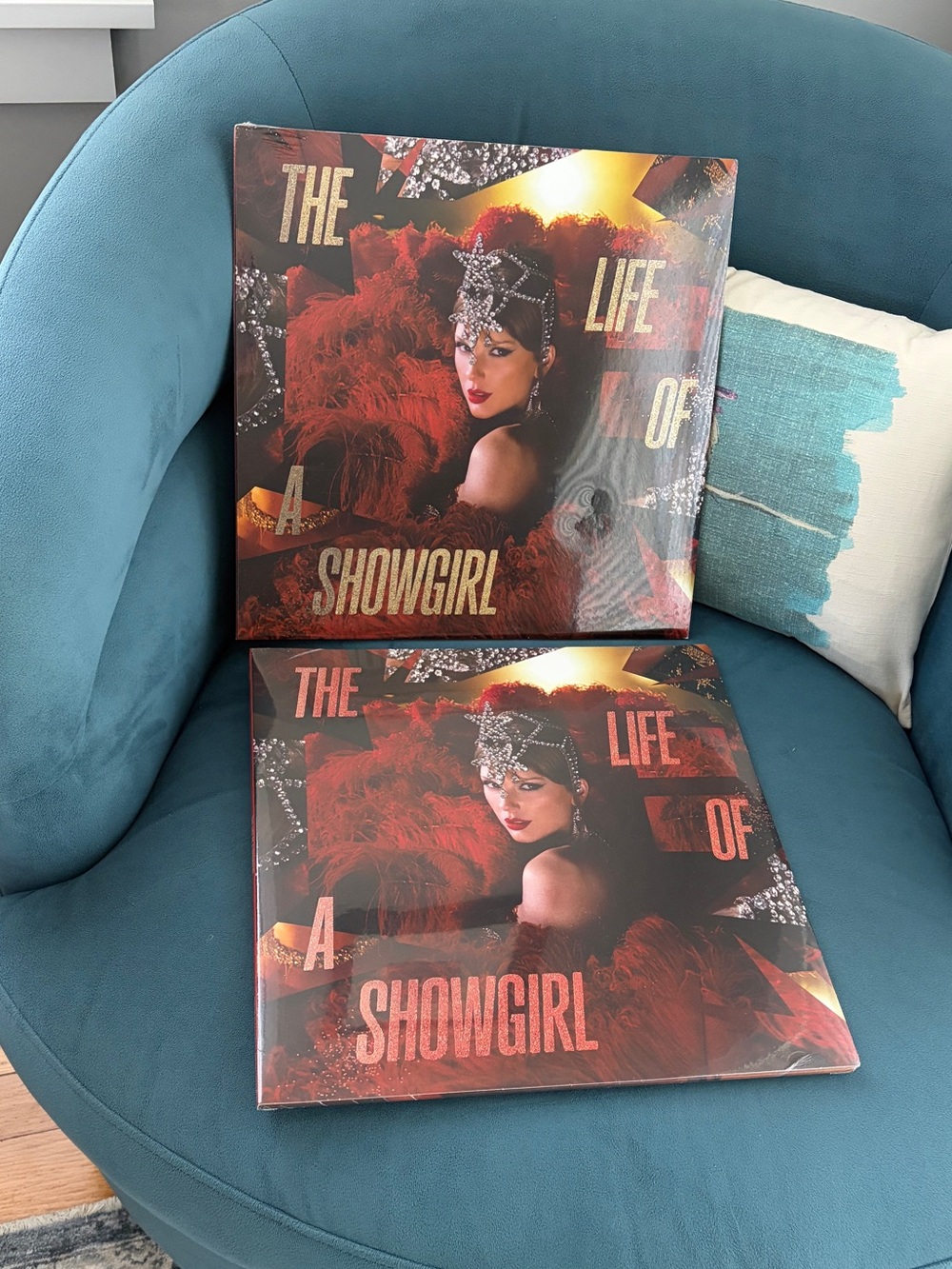 Taylor Swift 'The Life of a Showgirl' Tiny Bubbles in Champagne Vinyl Bundle